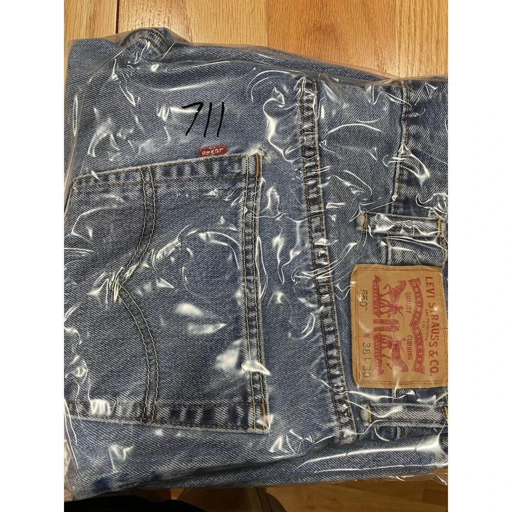 Levi's 550 Jeans Mens 38x30 Blue‎ Denim Medium Wash Straight Leg Relaxed Dadcore